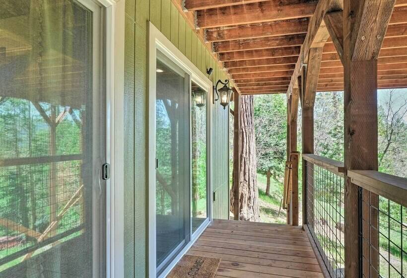 Luxury Retreat: Custom Mi Wuk Village Cabin!