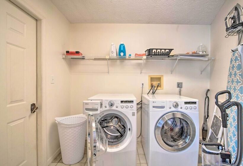 Spacious Citrus Hills Home W/ Pool & Game Room!