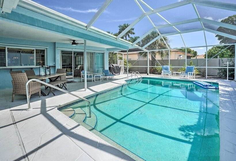 Marco Island Home W/ Heated Pool, Close To Beach!