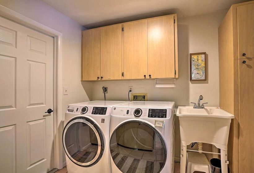 Marco Island Home W/ Heated Pool, Close To Beach!