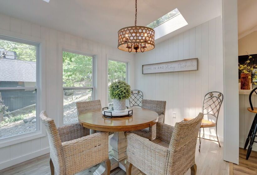 Spacious Decks & Dock: Margaritaville Home!