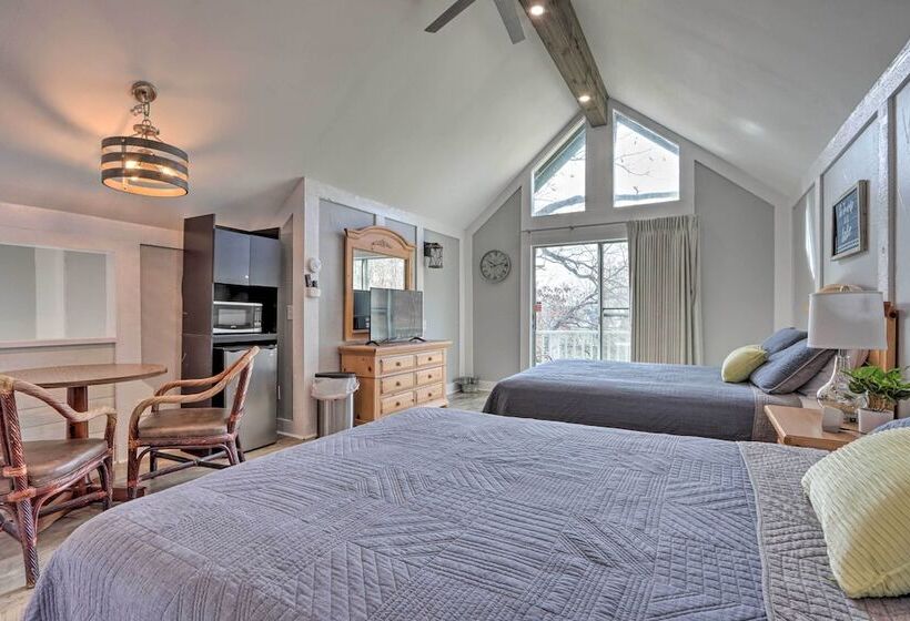 Boat, Swim & Golf: Margaritaville Resort Home!