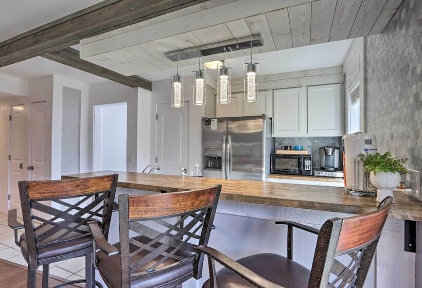 Boat, Swim & Golf: Margaritaville Resort Home!