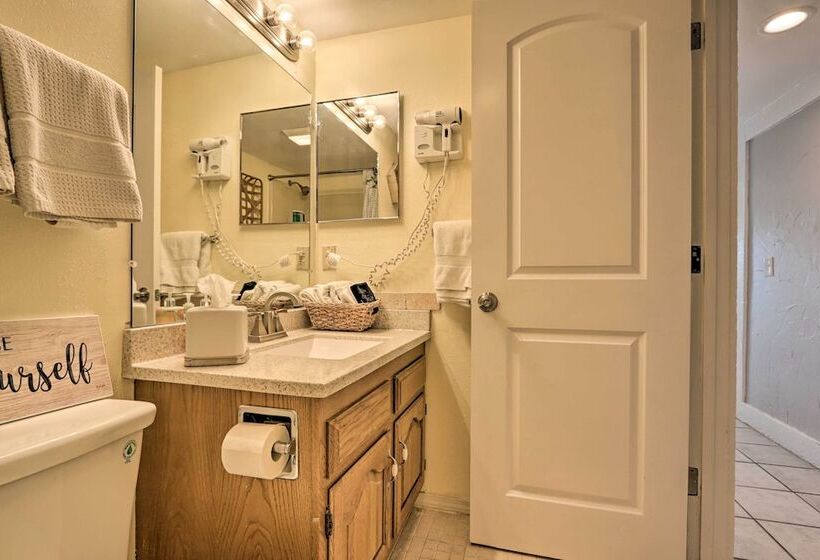 Boat, Swim & Golf: Margaritaville Resort Home!