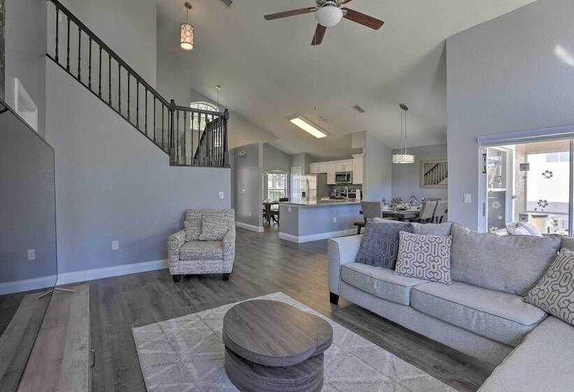 Private Pool & Hot Tub: Modern Davenport Home!