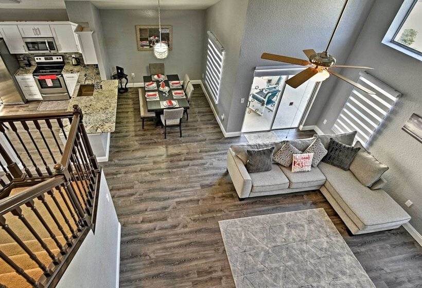 Private Pool & Hot Tub: Modern Davenport Home!