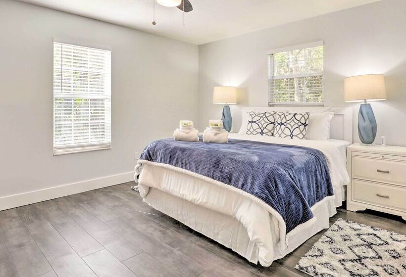 Modern Florida Home ~ 5 Mi To Surfside Park!