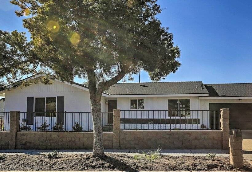 Oceanside Home W/ Patio & Grill, Walk To Beach!