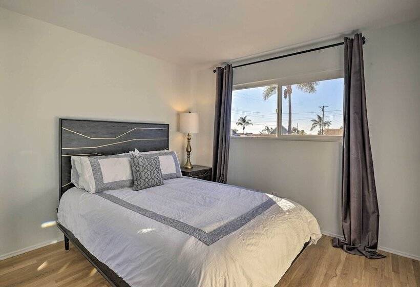 Oceanside Home W/ Patio & Grill, Walk To Beach!