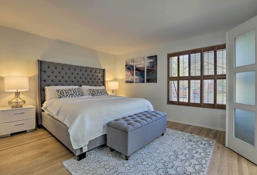 Oceanside Home W/ Patio & Grill, Walk To Beach!