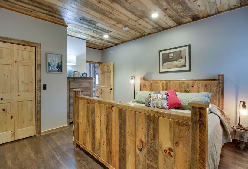 Modern Lakeside Chalet On Crow Wing Chain W/ Dock!
