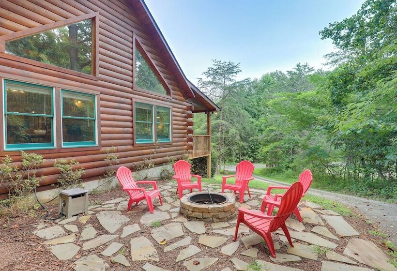 Moonshine Manor  Cabin W/ Hot Tub, Near Lake Lure