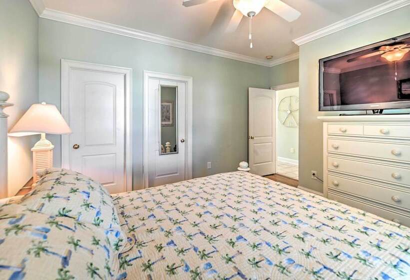 1 Mi To Beach + Hot Tub: Murrells Inlet Retreat!