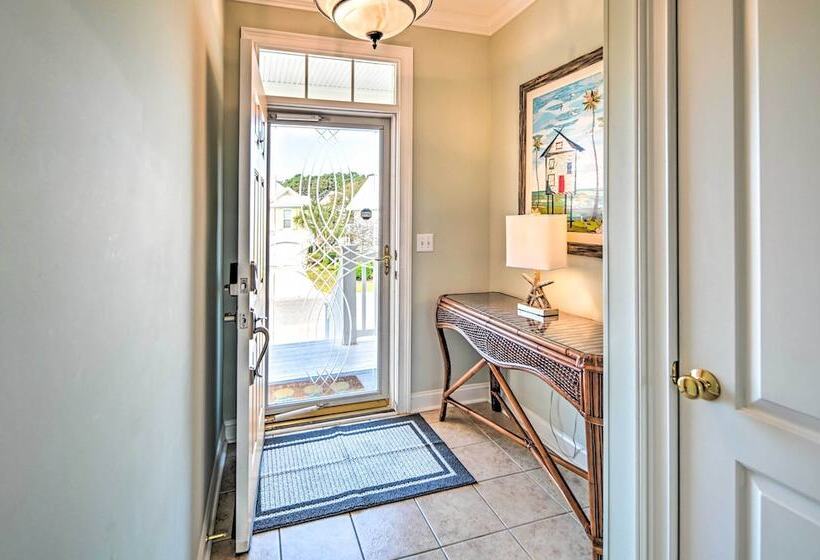 1 Mi To Beach + Hot Tub: Murrells Inlet Retreat!