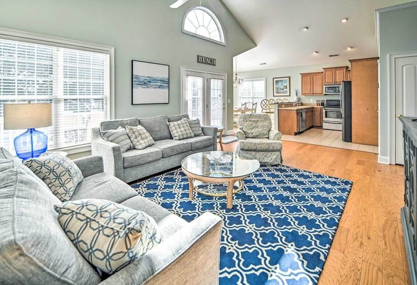 1 Mi To Beach + Hot Tub: Murrells Inlet Retreat!