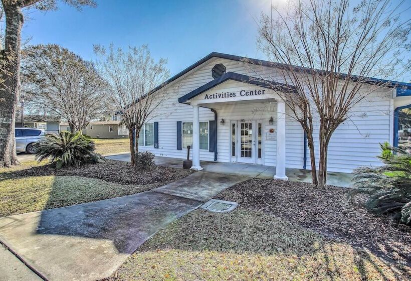 1 Mi To Beach + Hot Tub: Murrells Inlet Retreat!