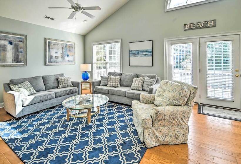 1 Mi To Beach + Hot Tub: Murrells Inlet Retreat!