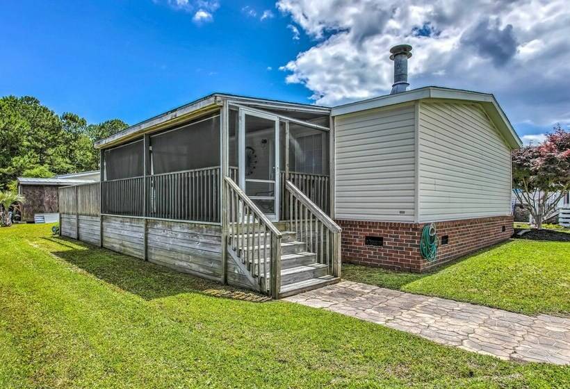 Murrells Inlet Home W/ 2 Screened In Porches!