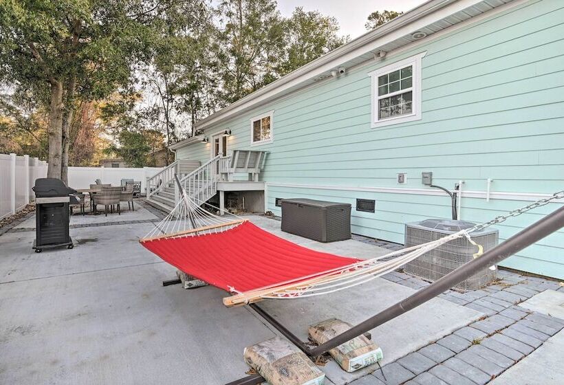 Murrells Inlet Home W/ Fire Pit: Near Beaches