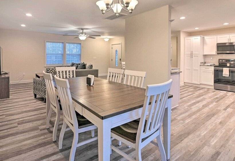 Murrells Inlet Home W/ Fire Pit: Near Beaches