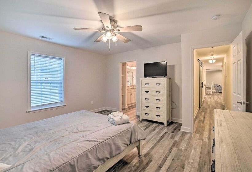 Murrells Inlet Home W/ Fire Pit: Near Beaches
