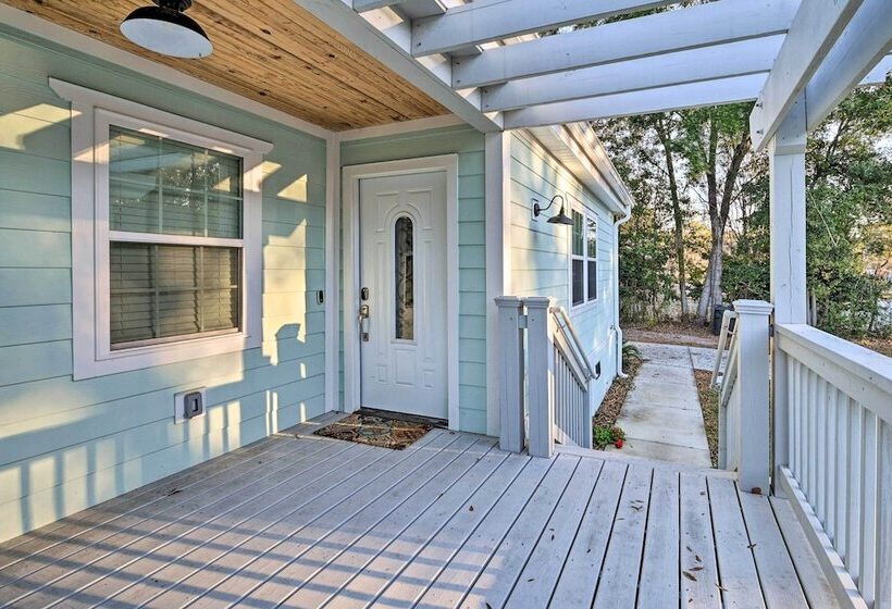 Murrells Inlet Home W/ Fire Pit: Near Beaches