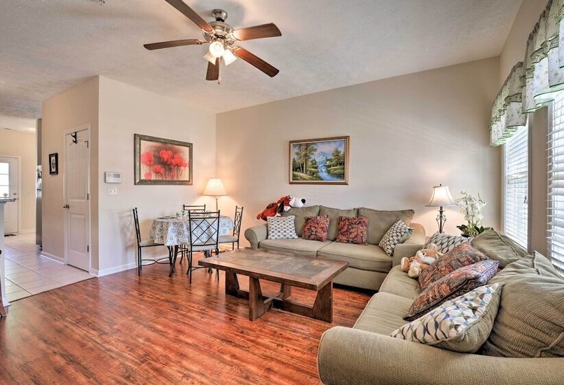 Myrtle Beach Cottage W/ Pool, Walk To Ocean!