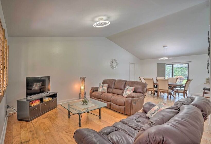 Naples Home W/ Private Pool: 6 Mi To Dtwn!