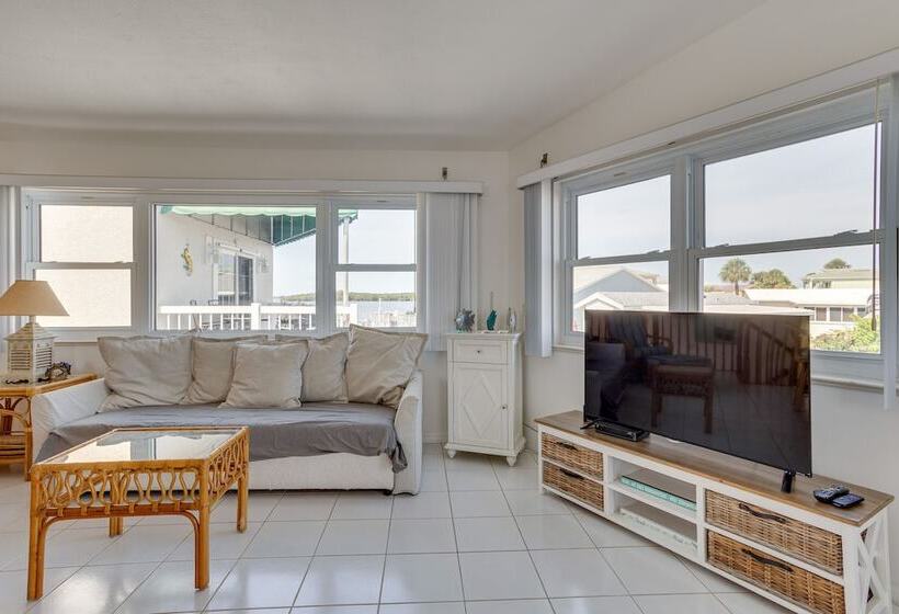 Nettles Island, Jensen Beach Home W/ Patio & Grill