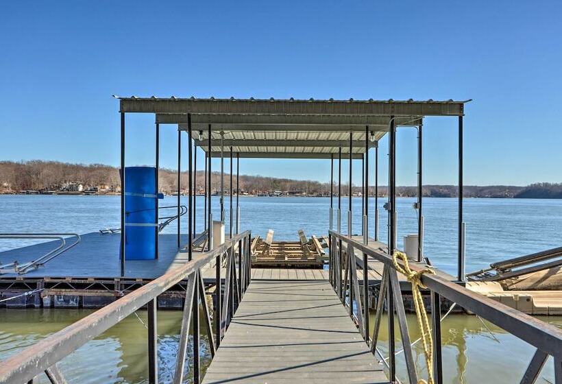 House W/ Deck Overlooking Lake Of The Ozarks!
