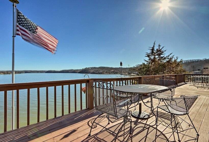 House W/ Deck Overlooking Lake Of The Ozarks!