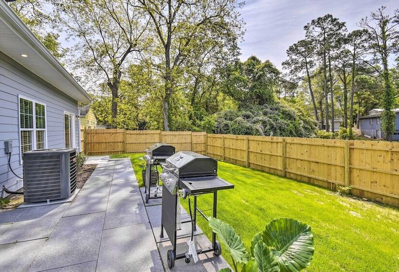 Ocean Isle Beach Home W/ Shared Lanai & Grill