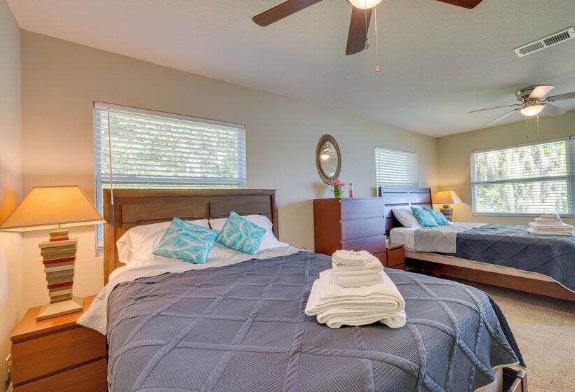 Ocklawaha Lake House W/ Private Hot Tub & Views!