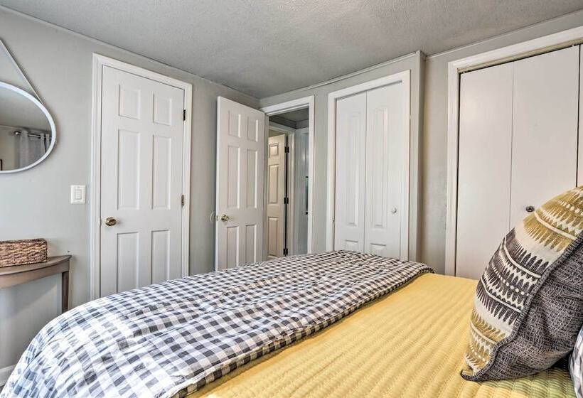 Osage Beach Family Hideaway On No Wake Cove!