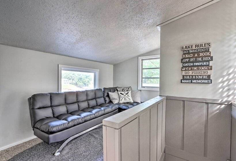 Osage Beach Family Hideaway On No Wake Cove!