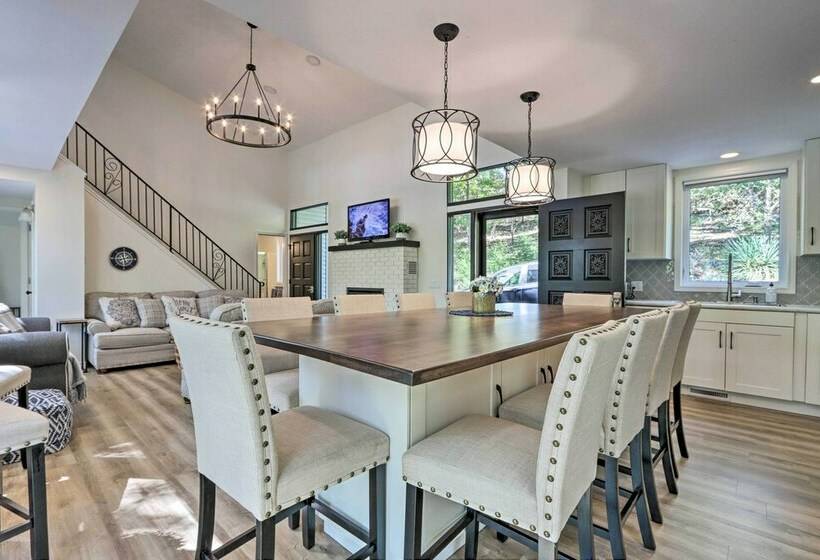 Osage Beach Lakehouse: Dock Access & Fire Pit