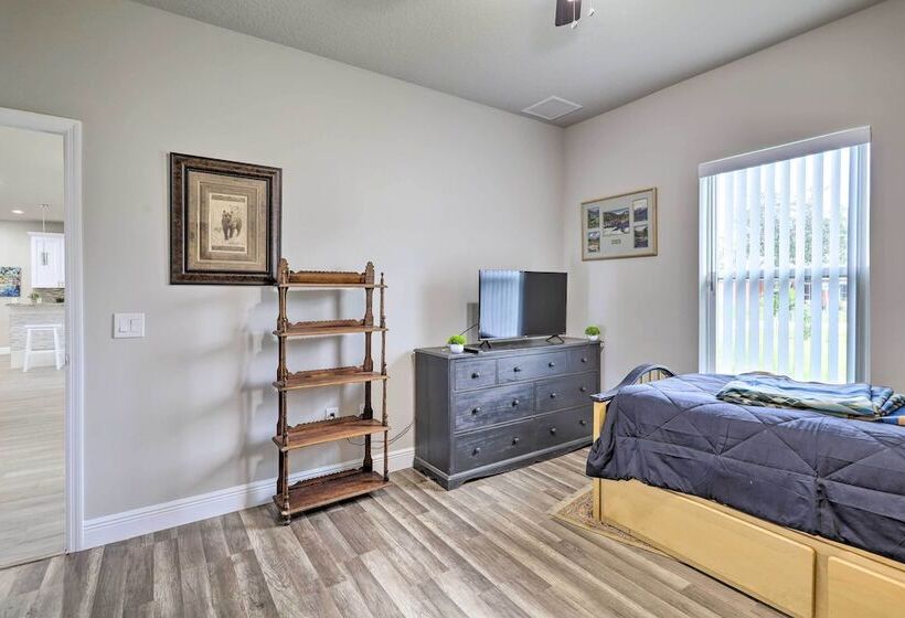 Palm Bay Home W/ Patio & Yard   12 Mi To Beach!