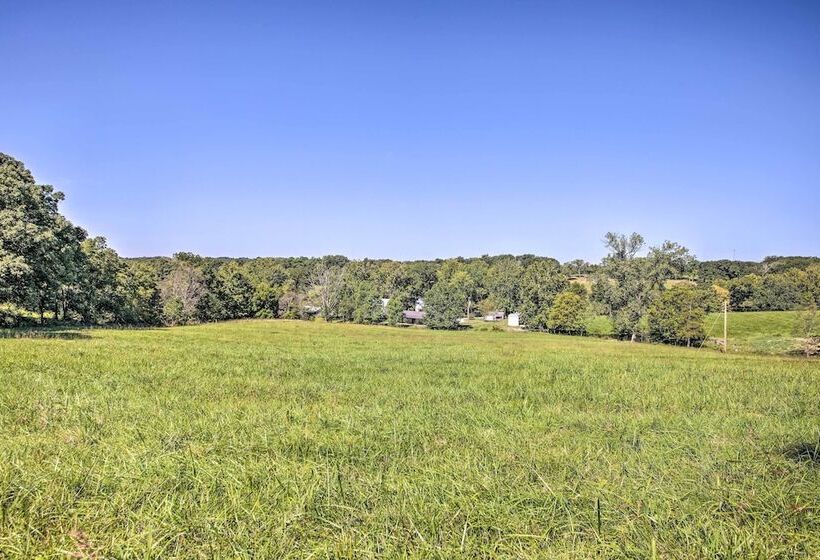 Peaceful Guest Home W/ Patio On 152 Acre Farm