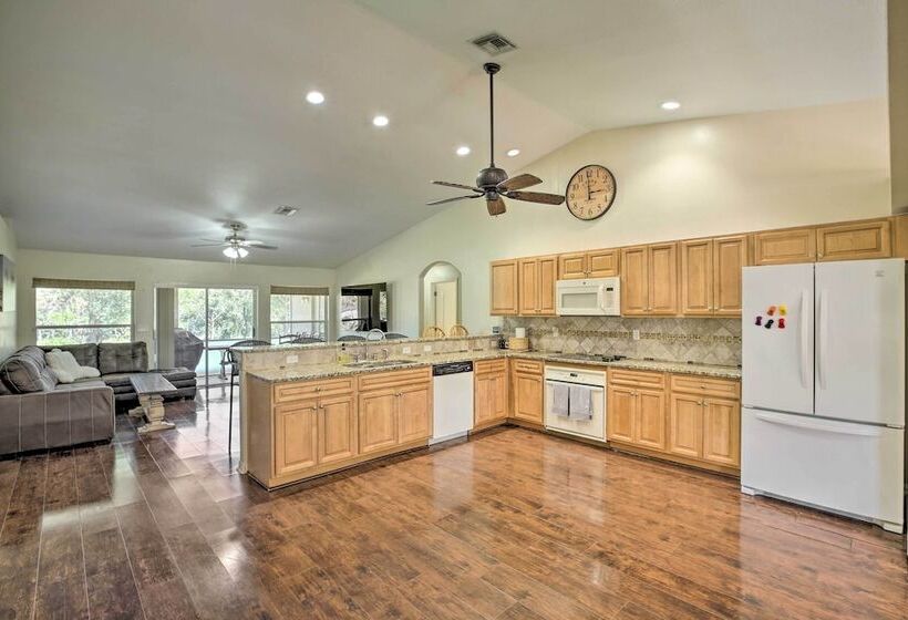 Peaceful Lehigh Acres Home W/ Grill + Lanai!