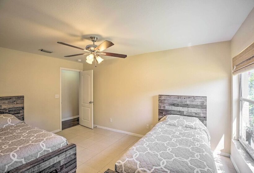 Peaceful Lehigh Acres Home W/ Grill + Lanai!