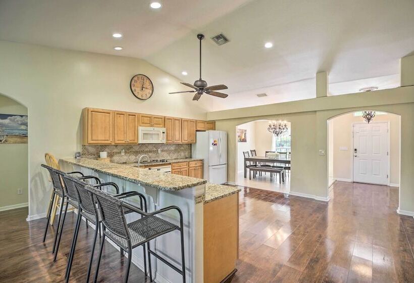 Peaceful Lehigh Acres Home W/ Grill + Lanai!