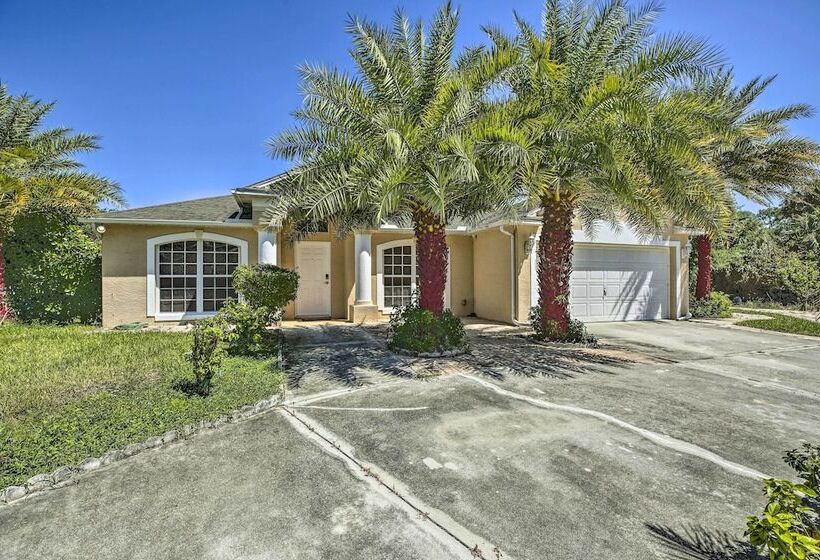 Peaceful Lehigh Acres Home W/ Grill + Lanai!