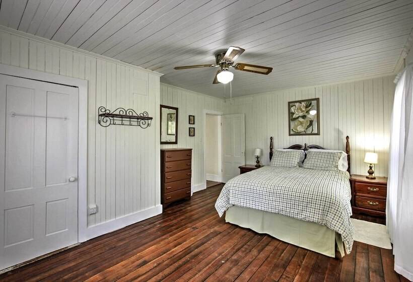 Peaceful Pomona Park Home: 1 Mi To Lake Broward!