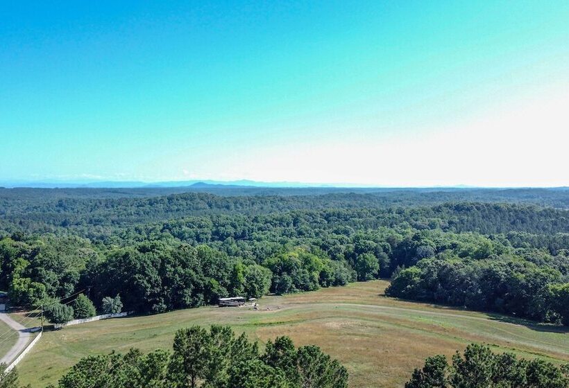 Pet Friendly Central Cottage: 2 Miles To Clemson!