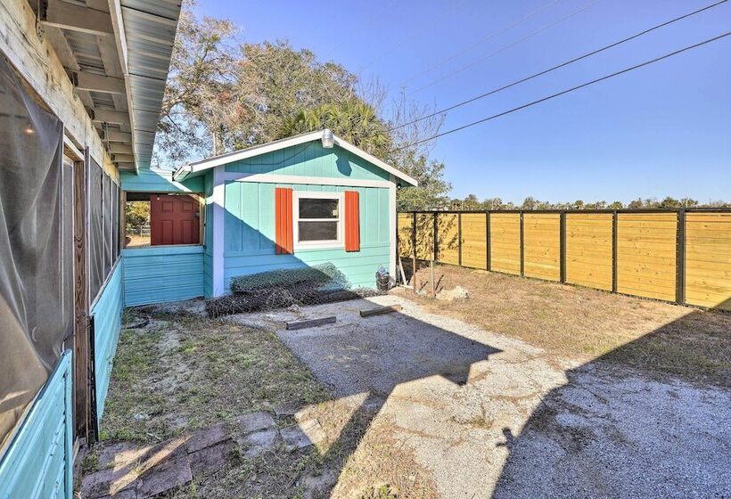 Pet Friendly Home W/ Deck   6 Mi To Cocoa Village!
