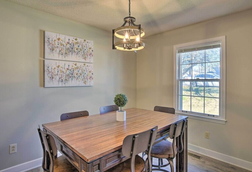 Pet Friendly Easley Family House W/ Game Room