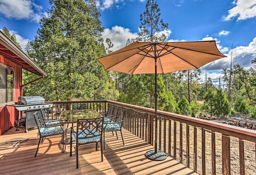 Pet Friendly Escape W/ Game Room & Fire Pit!