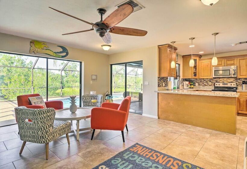 Pet Friendly Fort Myers Home W/ Patio & Grill!