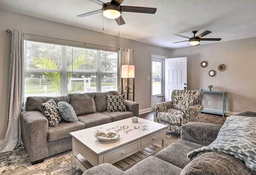 Pet Friendly Gulfport Home < 2 Mi To Beach