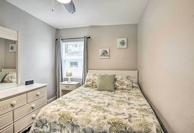 Pet Friendly Gulfport Home < 2 Mi To Beach